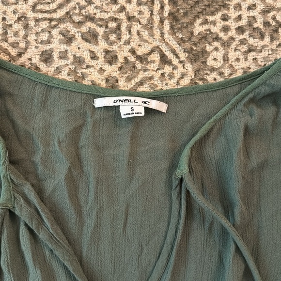 O’Neill Cropped Blouse - Picture 5 of 12